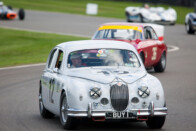 Sokan nem tudják miért sárga ezeknek az autóknak a lámpája 4