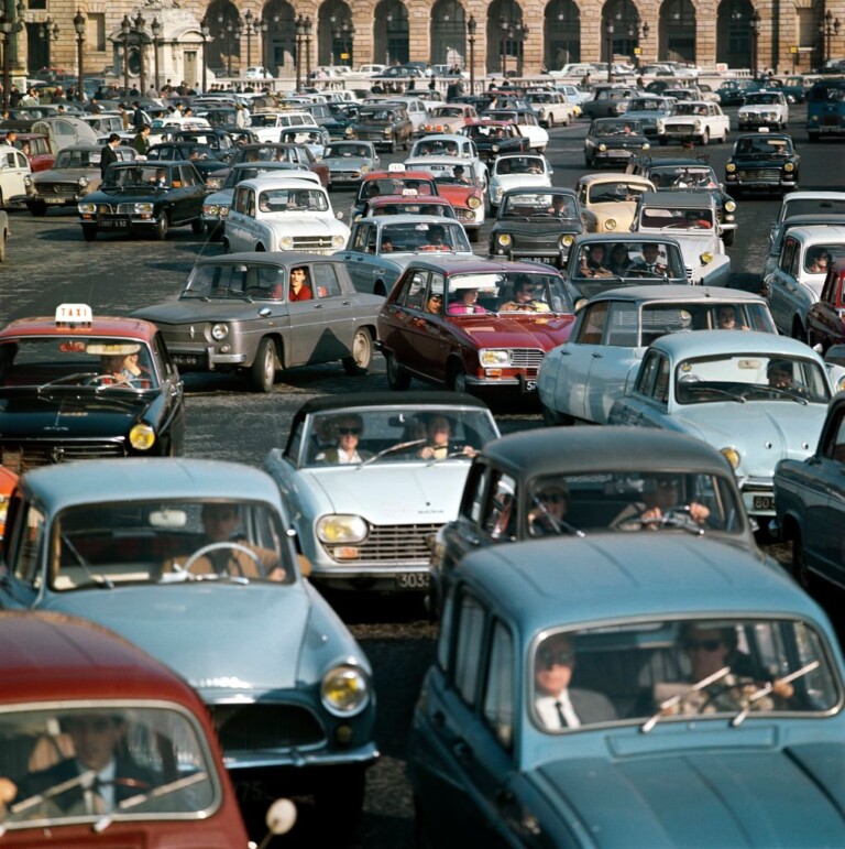 Sokan nem tudják miért sárga ezeknek az autóknak a lámpája 1