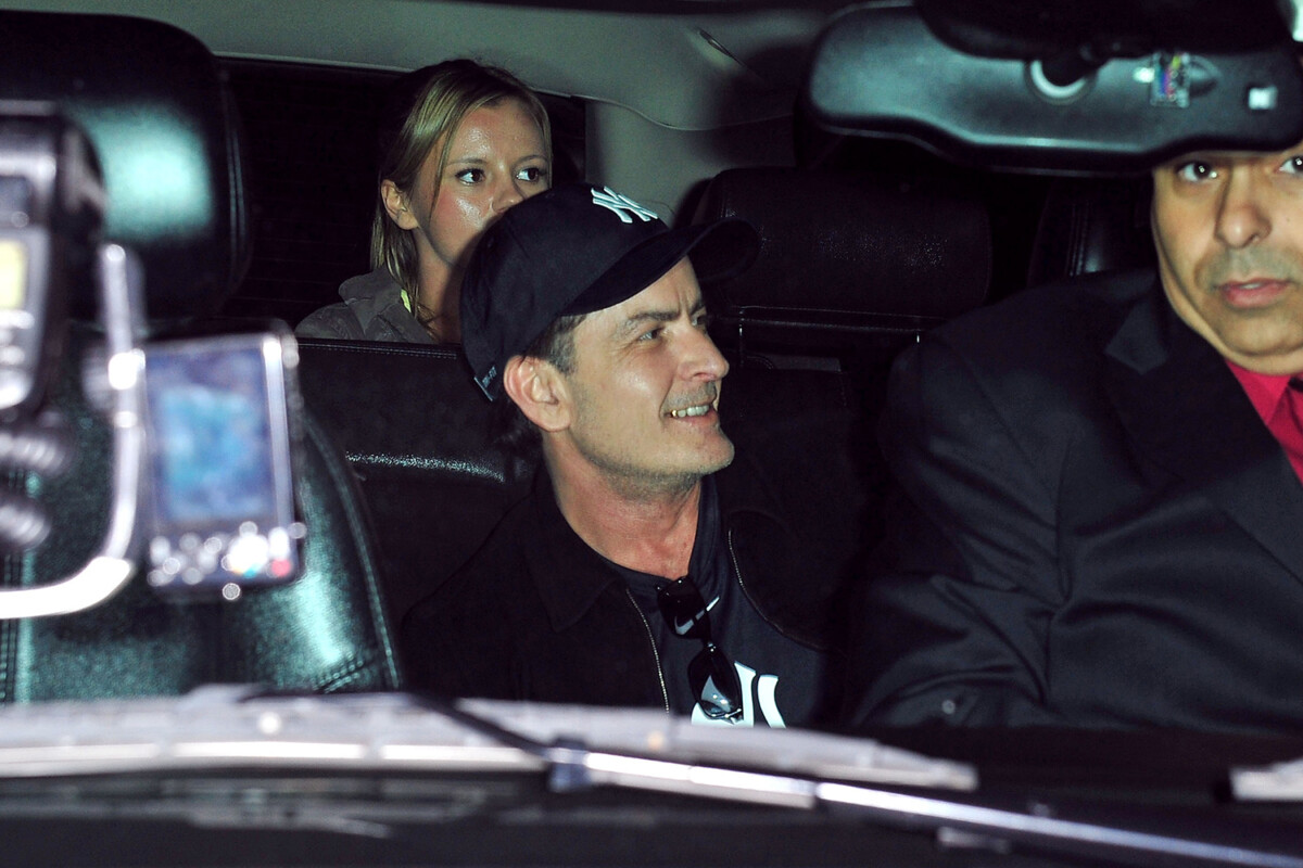 Eladó a botrányhős luxusbusza: úgy be volt állva, nem is emlékszik, hogy megrendelte