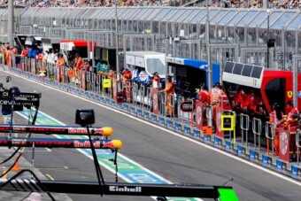 Óriási pénzekkel térhet vissza a bukott F1-főnök