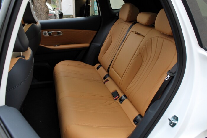 Hogy lehet ennyiért árulni egy ilyen autót? 15