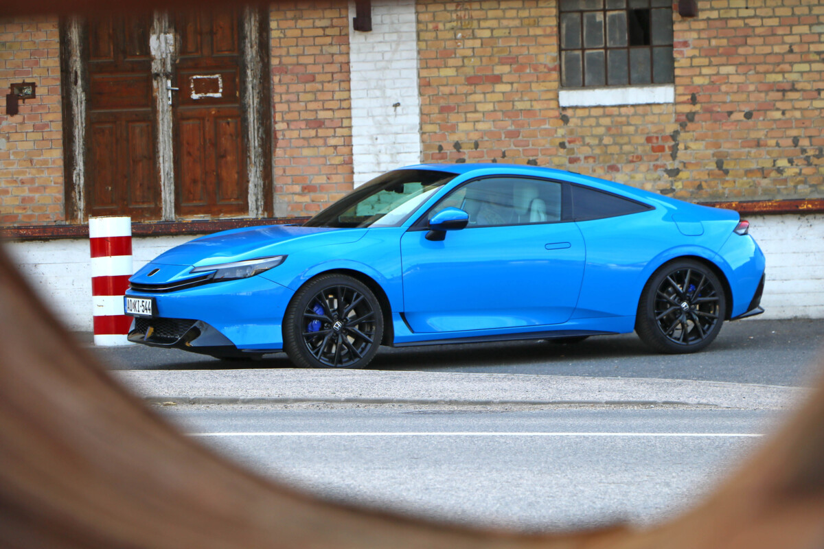 Itt a Honda, amivel kitűnhetsz a német sportautós tömegből