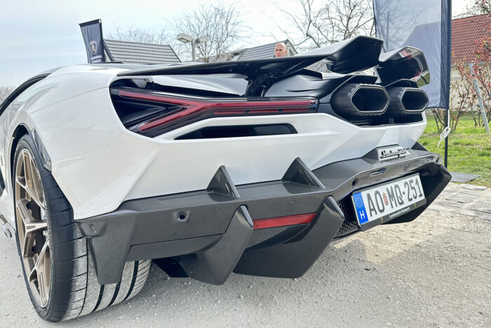 Aranyélet 800 lóerő felett, vezettük az összes Lamborghinit 8