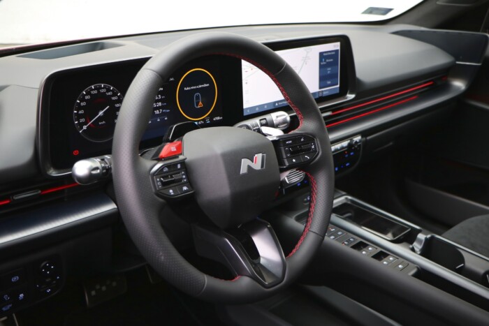 Ez az elektromos autó a bátrak választása 12