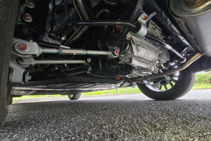 Benzin tartja életben az olcsó villanyautót 13