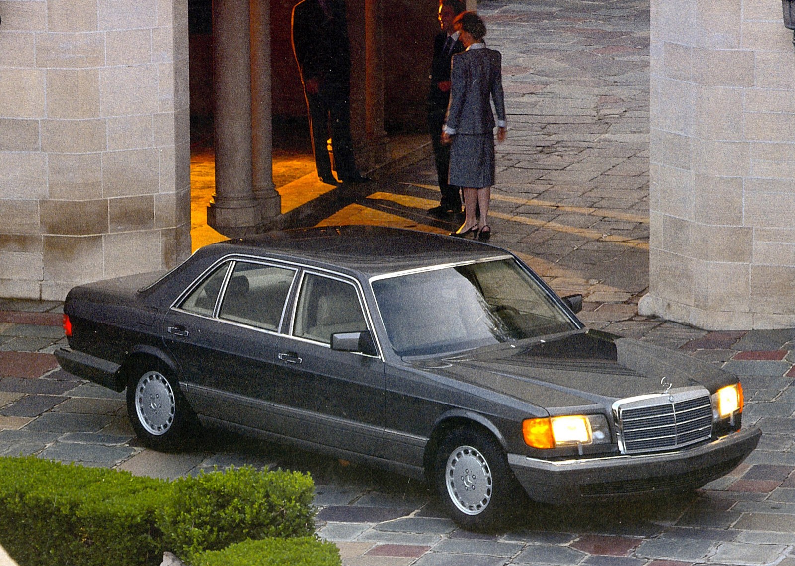 Magyar Péter megkaphatja ezt a páncélozott BMW-t 2