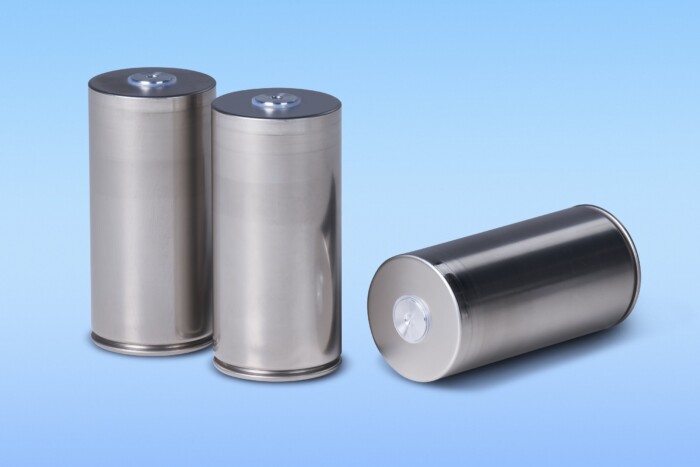 Külső segítséggel fejleszti csúcsmodelljét a BMW 6