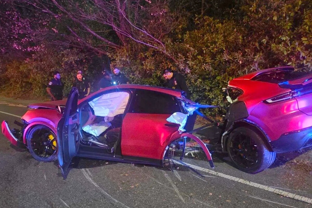 A Porsche kettészakadt, a sofőr újjászületett