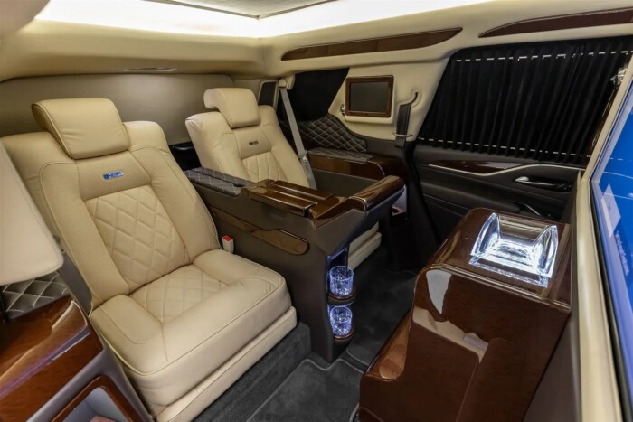 Ilyen a milliárdosok guruló bunkere belülről, van benne minden 7