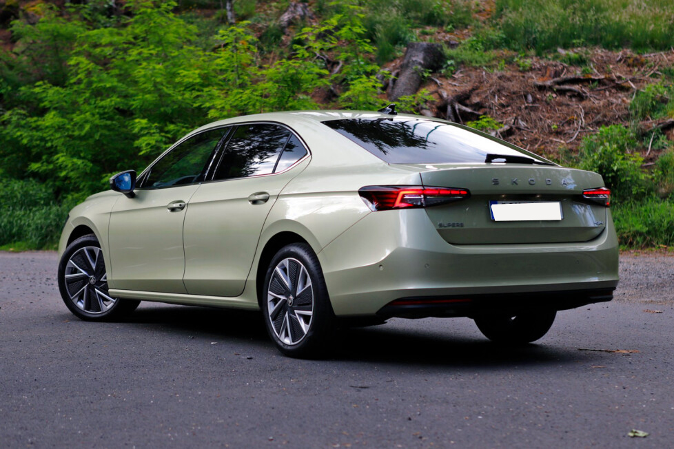 Magyar Péter megkaphatja ezt a páncélozott BMW-t 33 Magyar Péter megkaphatja ezt a páncélozott BMW-t 33