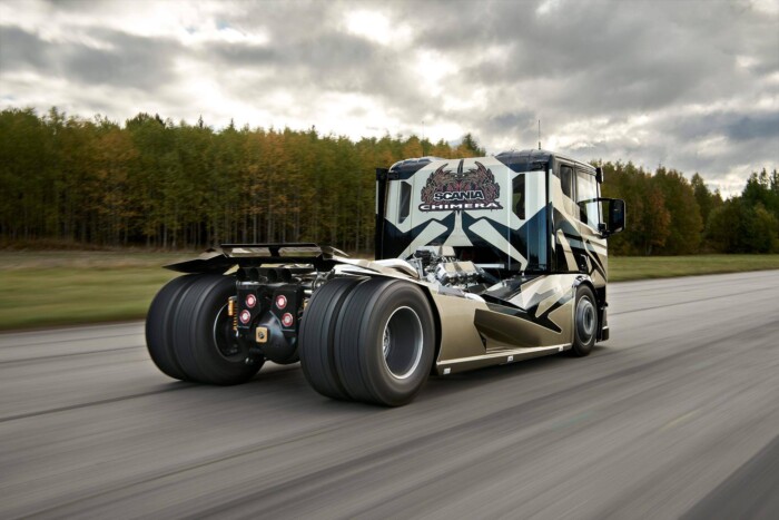 Elhunyt az ember, aki szenvedéllyé tette a kamionvezetést 7