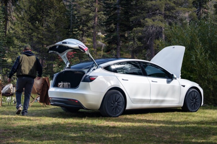 Rettentő sok pénzt elvihet a Tesla Model 3 12