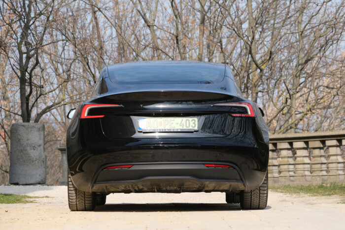 Ezért vesz Teslát annyi magyar 17