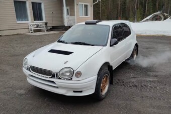 Spórolós japán gépből épített szörnyet a finn szaki