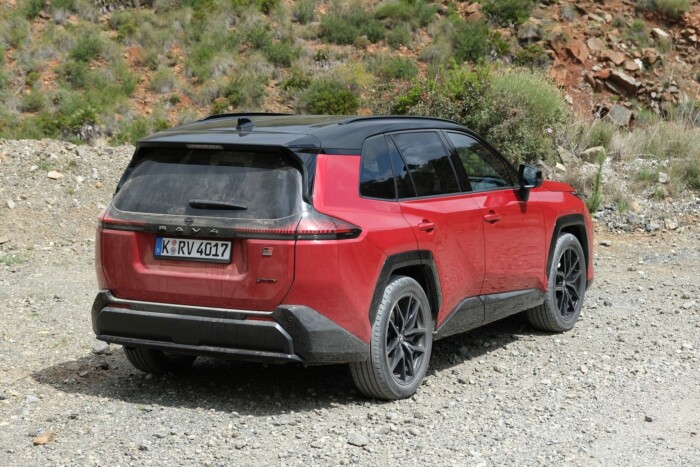 A világ kedvenc SUV-ja nem változott – és pont ez benne a jó 19 A világ kedvenc SUV-ja nem változott – és pont ez benne a jó 19