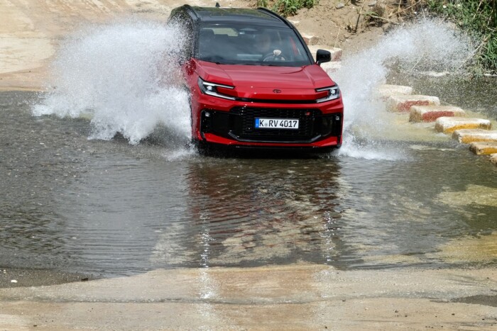 A világ kedvenc SUV-ja nem változott – és pont ez benne a jó 17 A világ kedvenc SUV-ja nem változott – és pont ez benne a jó 17