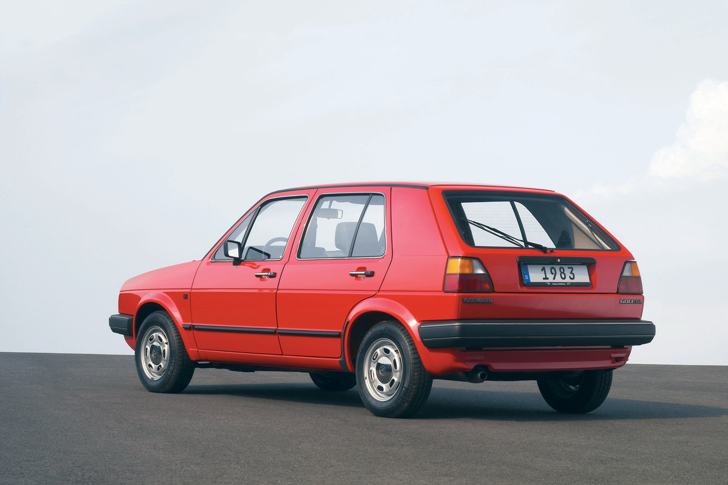 volkswagen-golf_ii-1983-rear_three-quarter-3b013bbb | Vezess