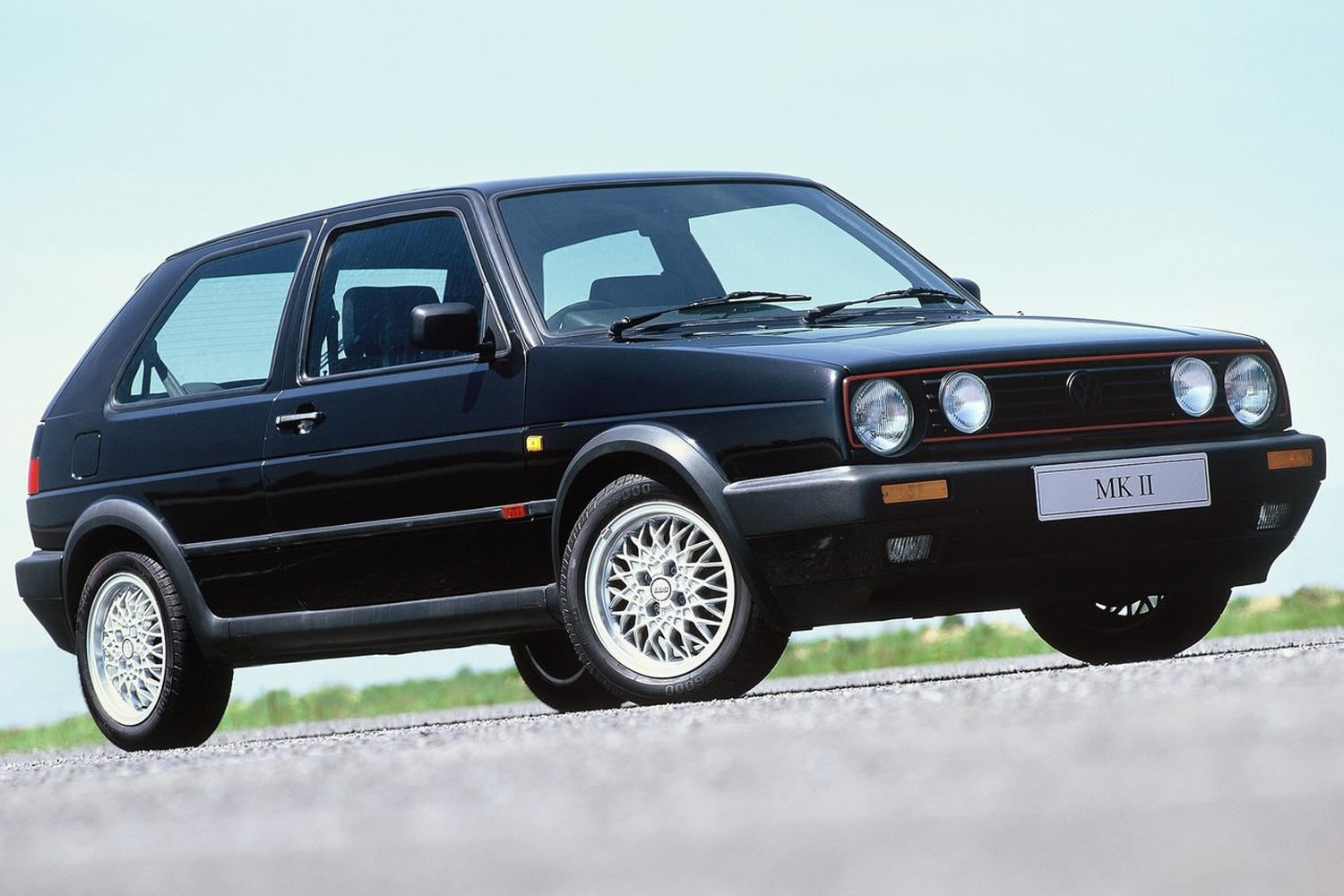 volkswagen-golf_ii_gti-1983-1280-71238c2e524aca9811c67dd66069ba4a37 | Vezess