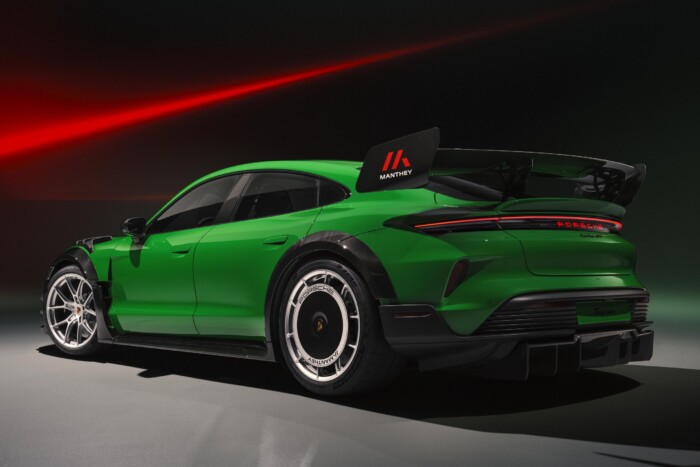 Ismét egy Porsche a leggyorsabb széria villanyautó a világon 6