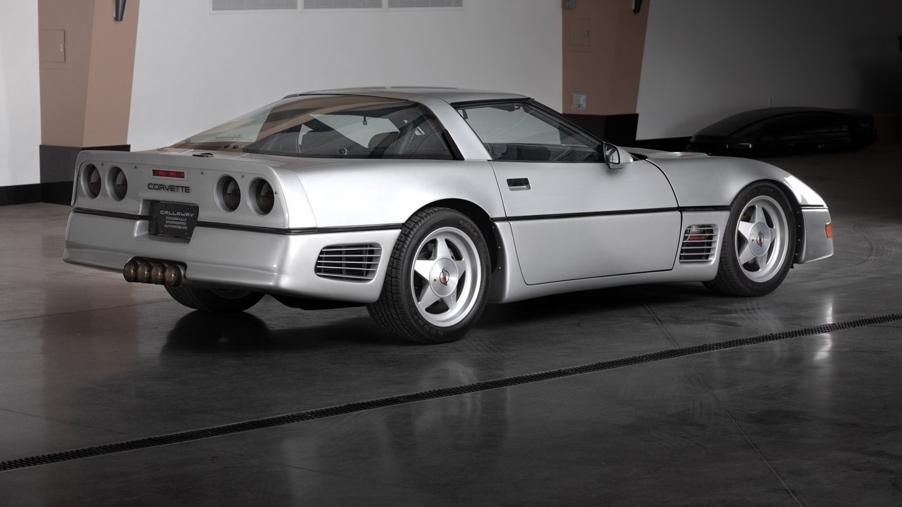 Milliárdok és a Bugatti Veyron kellett hozzá, hogy ezt az őrült amerikait legyűrjék 4
