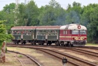 Fotókon a vonat, amely Szolnokra tartva siklott ki 1 Fotókon a vonat, amely Szolnokra tartva siklott ki 1