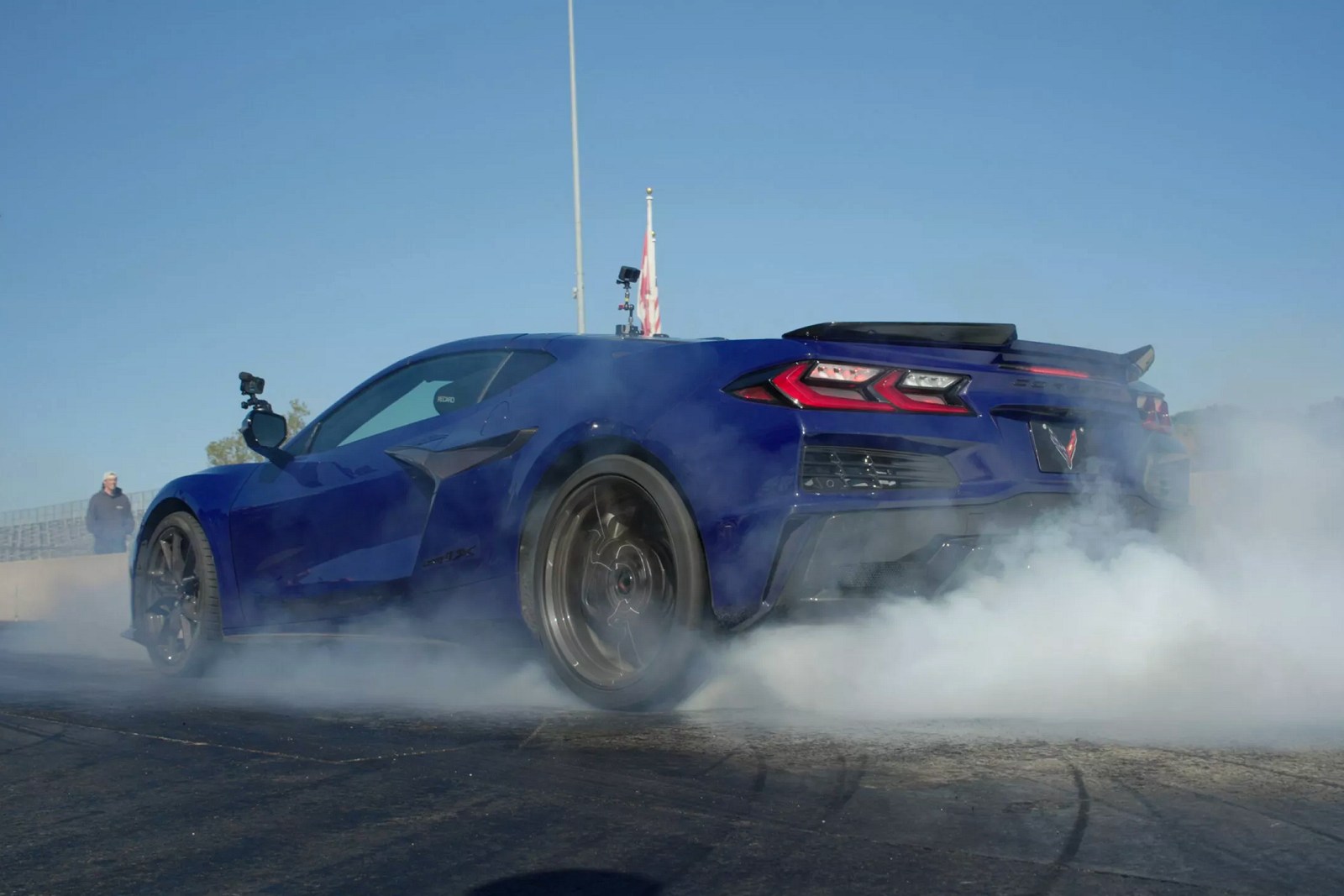 chevrolet_corvette_zr1x_2026_akcelerace_0-400_m_oficialni_01 | Vezess