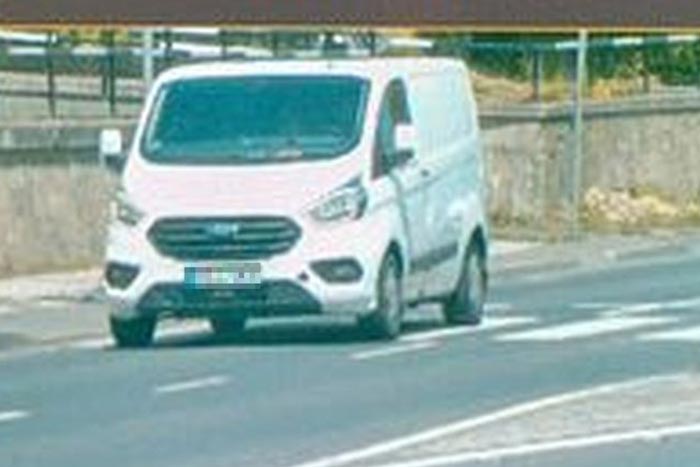 Ment egy gyors kört a salgótarjáni furgonos, elbántak vele a rendőrök