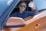 12 éve lejárt jogsival indult a rendőrségre, ott tartották 2