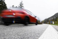 Hiába kezdő, gyorshajtani már tud a magyar autós 1