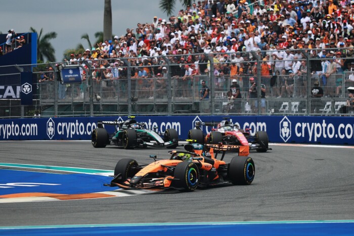 Az utolsó körben dőlt el a dobogó sorsa a miami F1-futamon 9