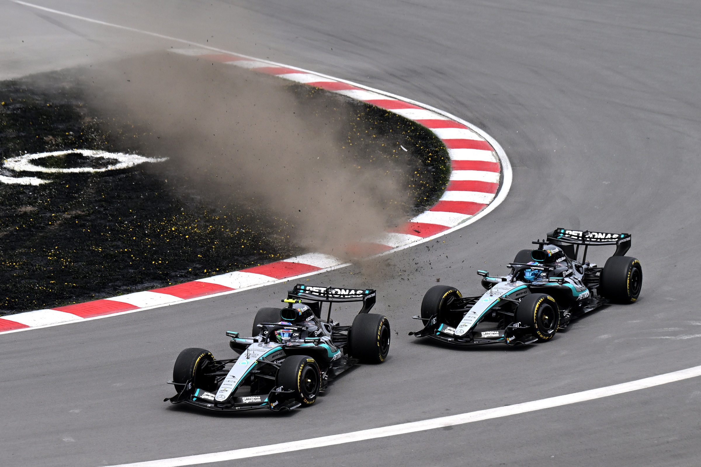 F1 Grand Prix of Canada - Sprint Qualifying | Vezess