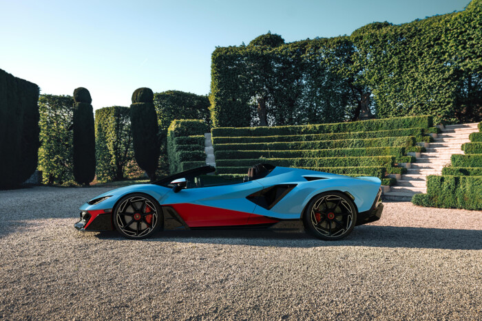 Csak 15 darab készül a Lamborghini legbrutálisabb roadsteréből 6