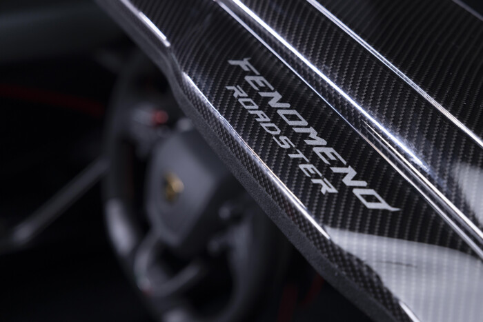 Csak 15 darab készül a Lamborghini legbrutálisabb roadsteréből 8