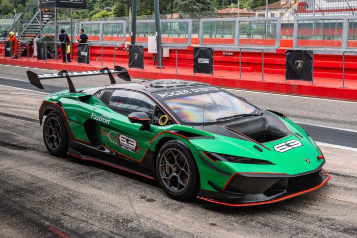 Ezzel a 100 milliós Lamborghinivel nem villoghatsz a Körúton 7