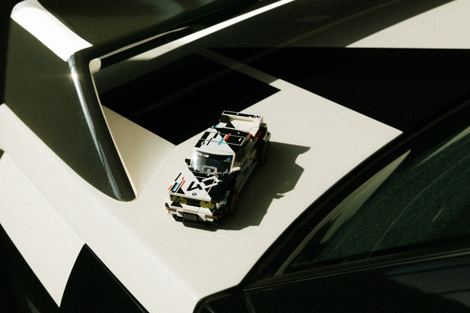 p90642081_highres_bmw-m3-e30-lego-spee | Vezess