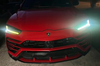 Kínos hibára hívta fel a figyelmet egy Lamborghini kicserélt lámpája