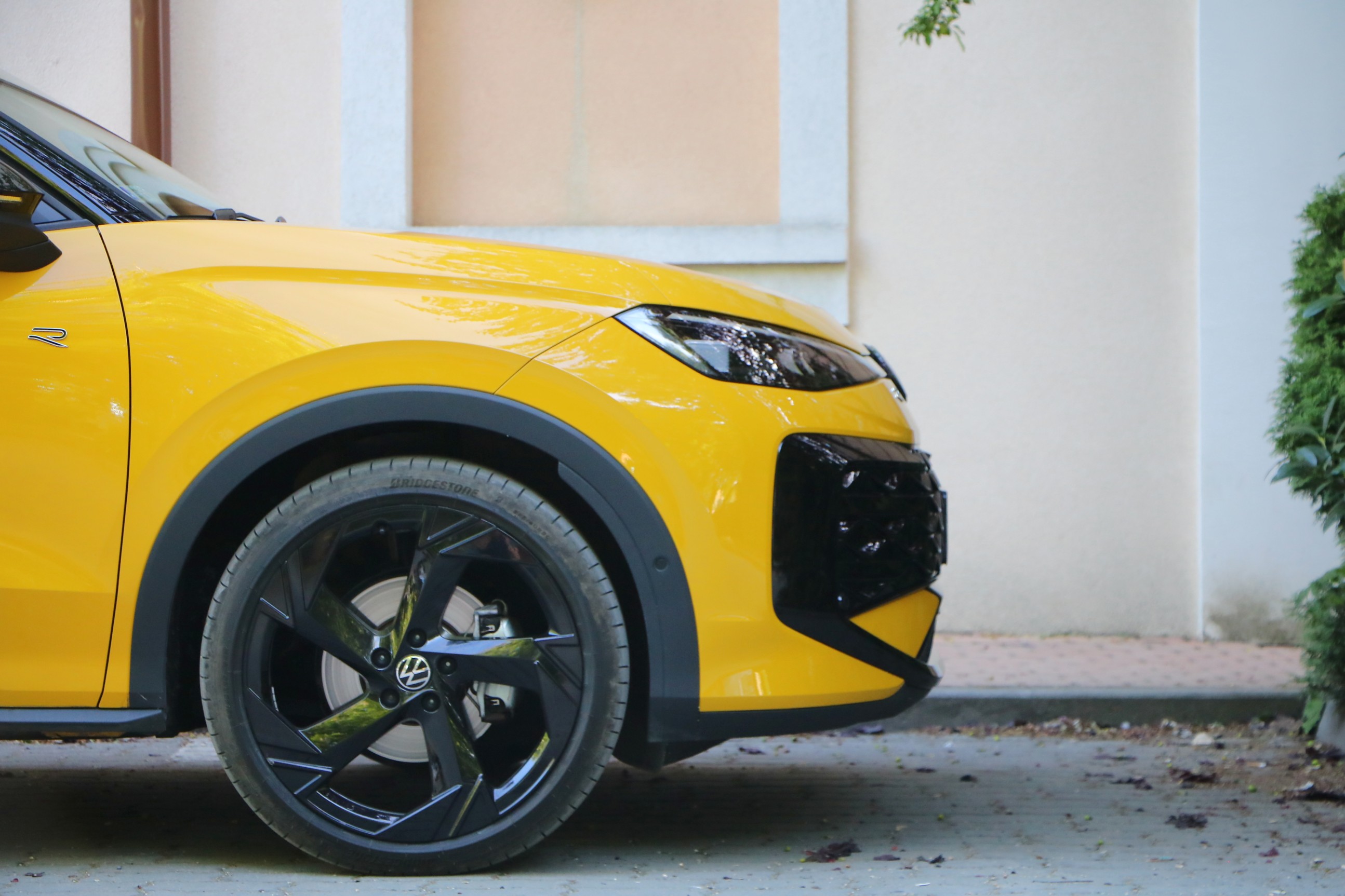 volkswagen_t-roc00025 | Vezess