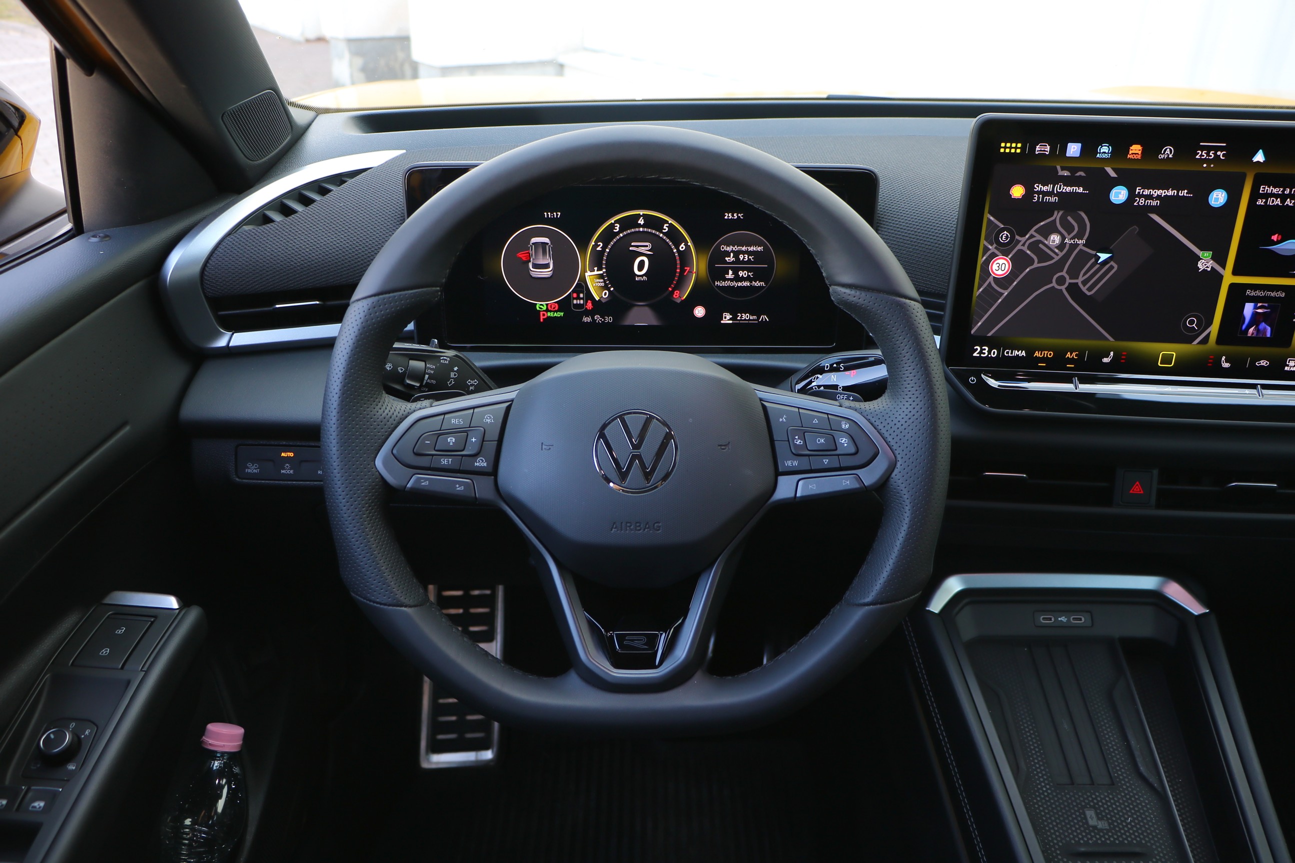 volkswagen_t-roc00059 | Vezess