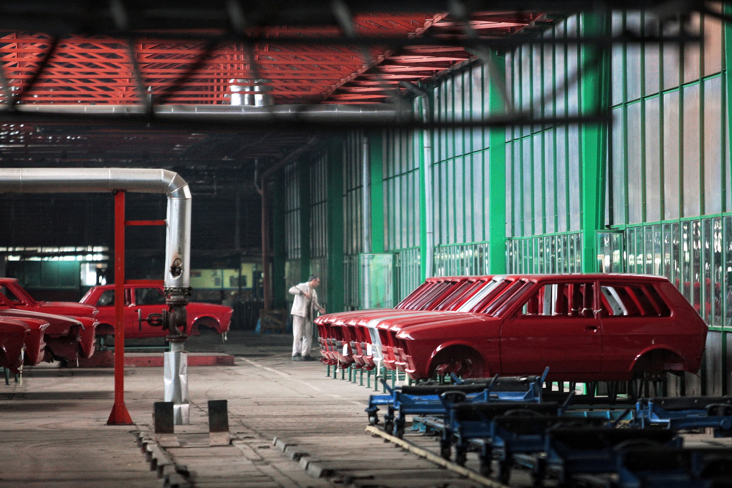 SERBIA-INDUSTRY-AUTO-YUGO | Vezess