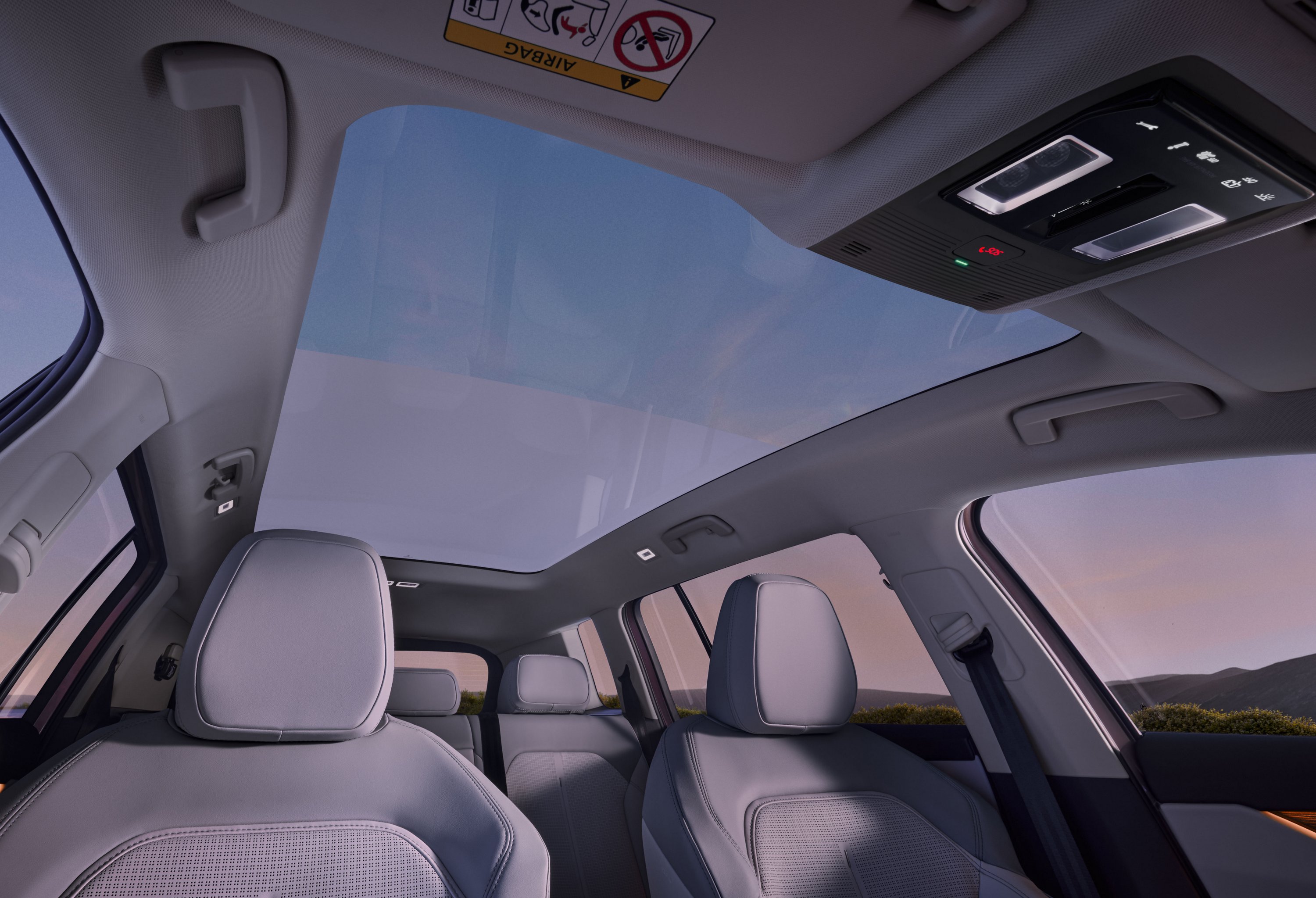 16481-peaq-057-panoramic-roof | Vezess