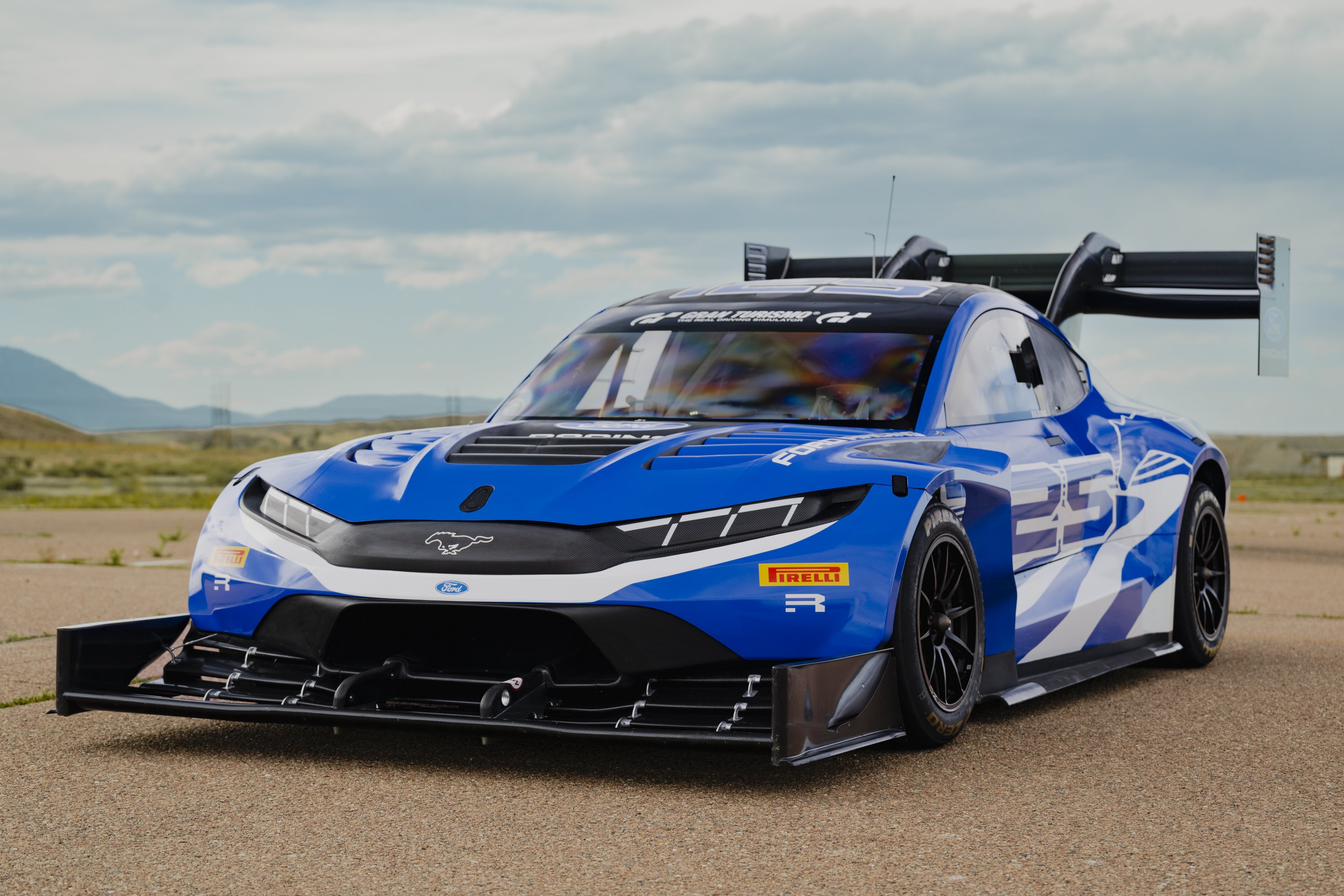 2026 Super Mustang Mach-E EV demonstrator | Vezess