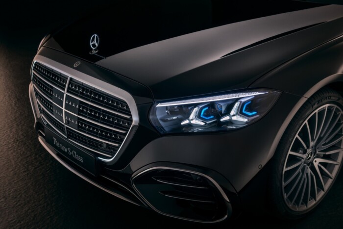 Elvenné a luxusautók koronáját a BMW-től a Mercedes 9