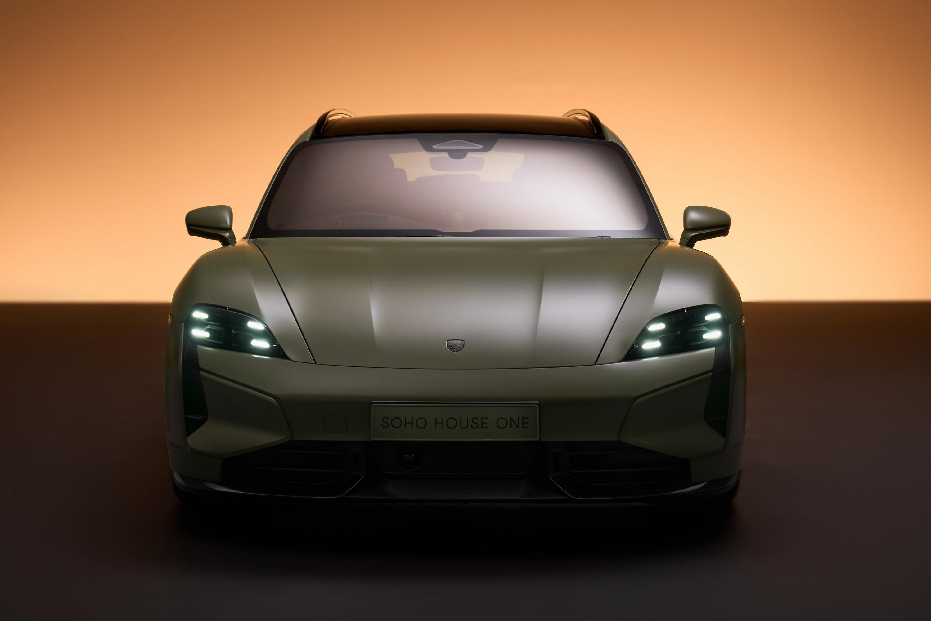 KGST-nosztalgiát ébreszt ennek a Porschénak a színe 4 KGST-nosztalgiát ébreszt ennek a Porschénak a színe 4