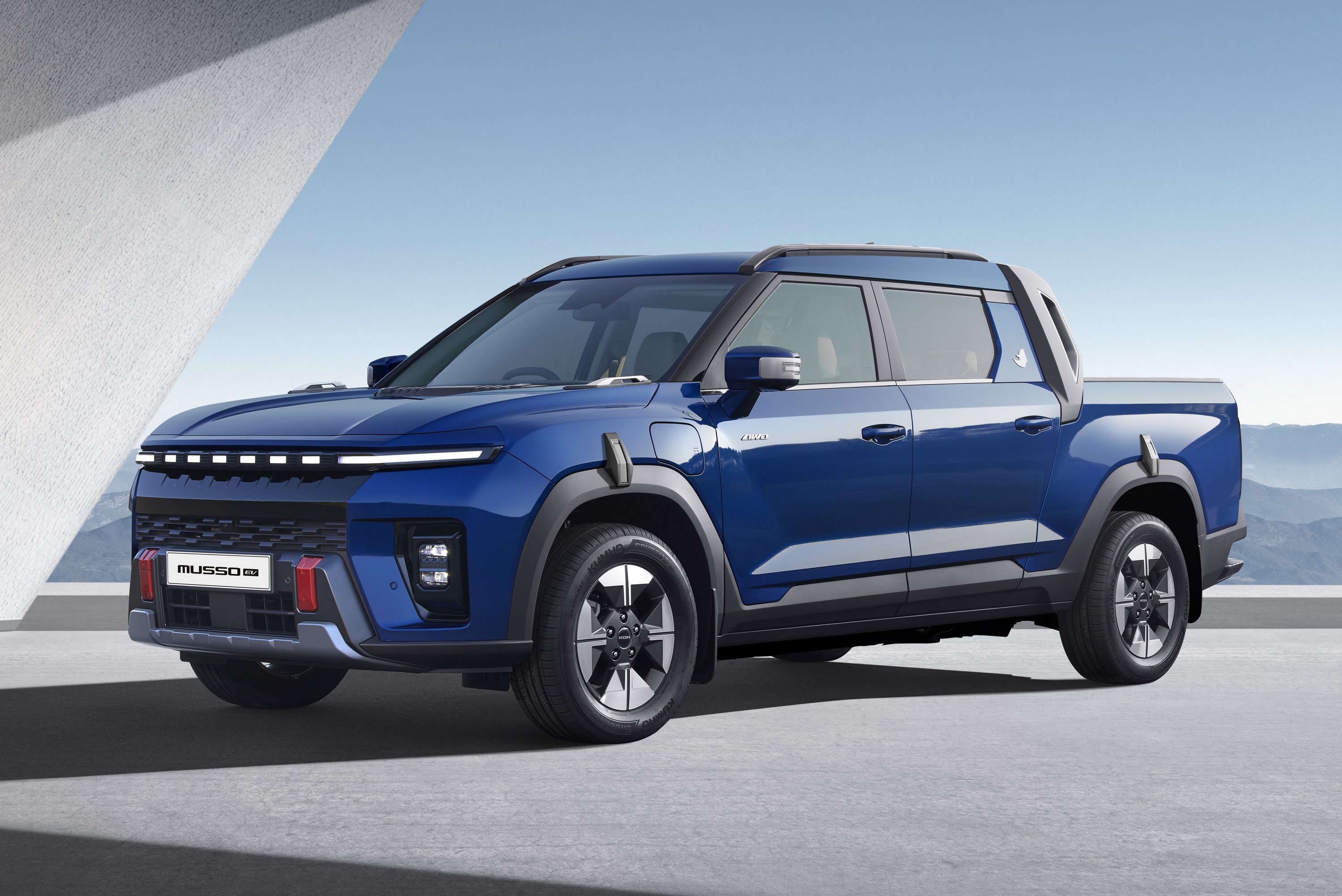 7p_ext_front_main_rhd | Vezess