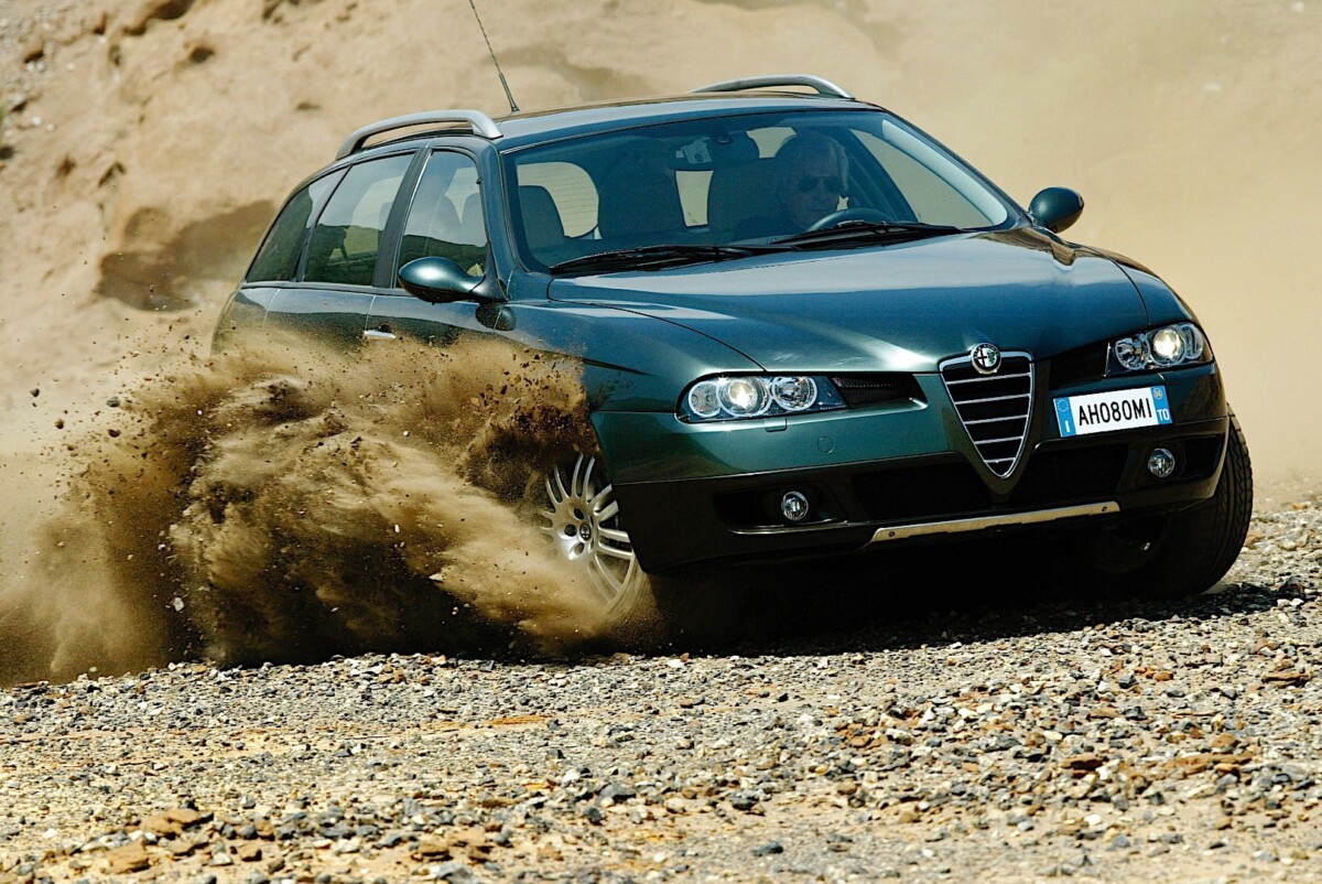 alfa-romeo-crosswagon-q4-18_42-1200x802 | Vezess