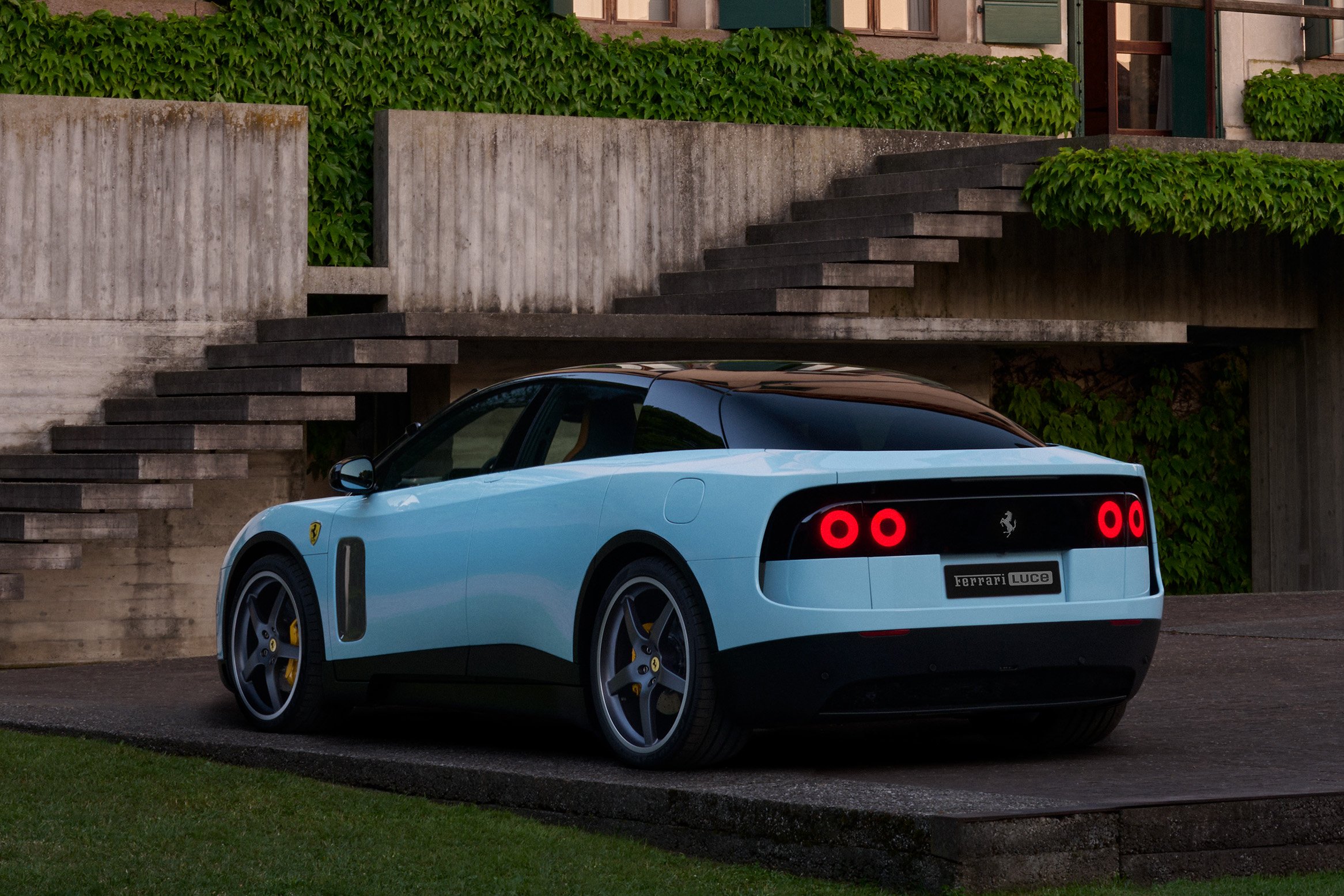 Kínában azonnal elkapkodták az összes Ferrari Lucét 1