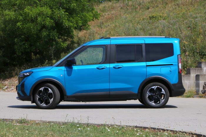 Ez a Ford igazi csendestárs a családi logisztikában 7