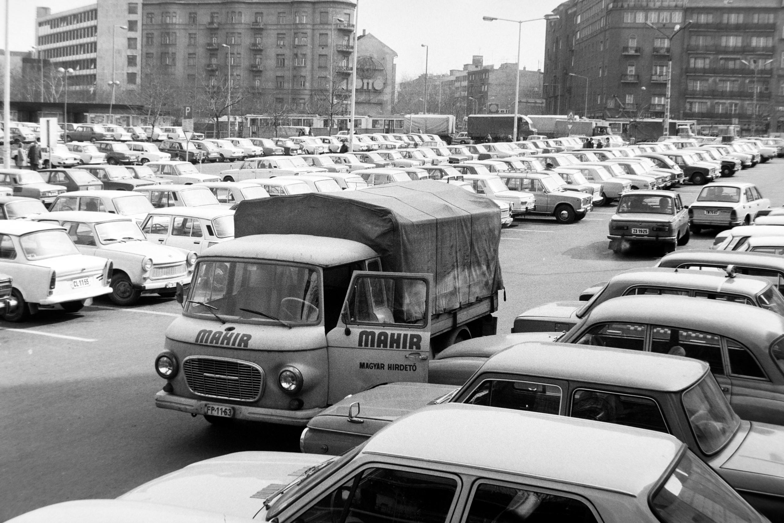 fortepan_195528 | Vezess