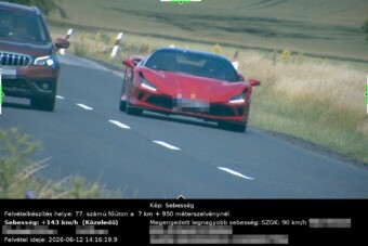 Ferrarival gyorsulta le a Suzukit, vastag csekk lett a vége