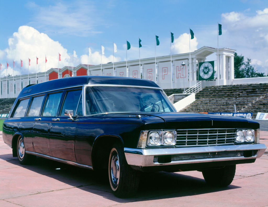 1970 Zil 114S Limousine Creator Unknown | Vezess